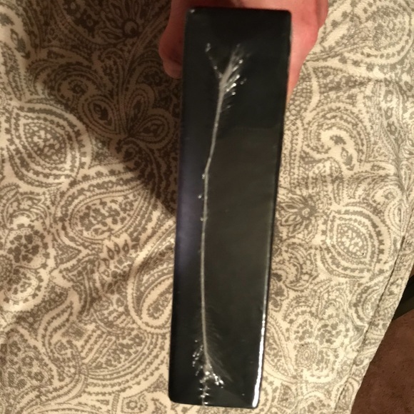 Garth Brooks NEW SEALED 8 Disc Set! 6 CDs + 2 DVDs - Picture 5 of 13